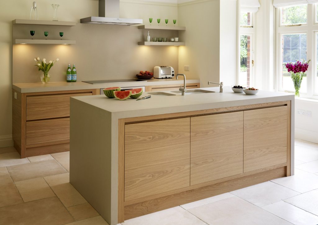 Contemporary kitchen with natural textures by Chamber Furniture in Blackheath London