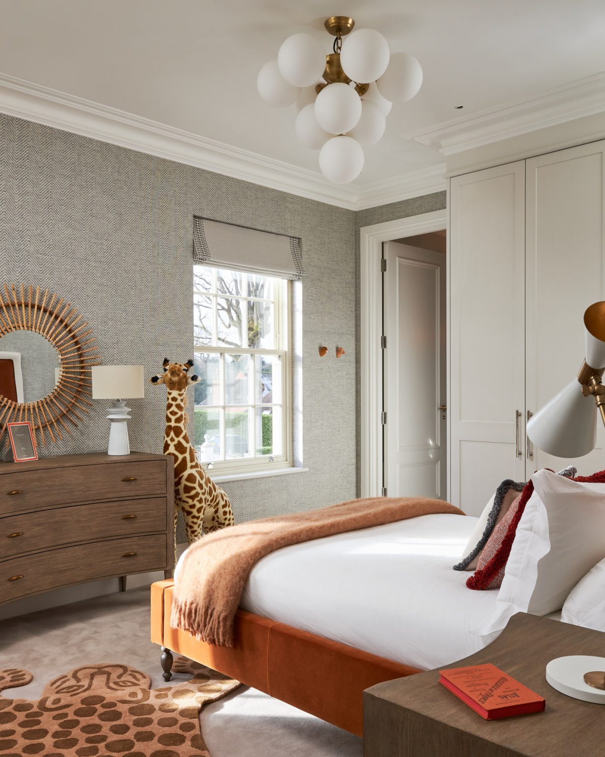 Chamber Furniture Manufacturers of Hand Painted Bedrooms